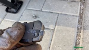 Hyundai i30  Проблемы при замене тормозных колодок