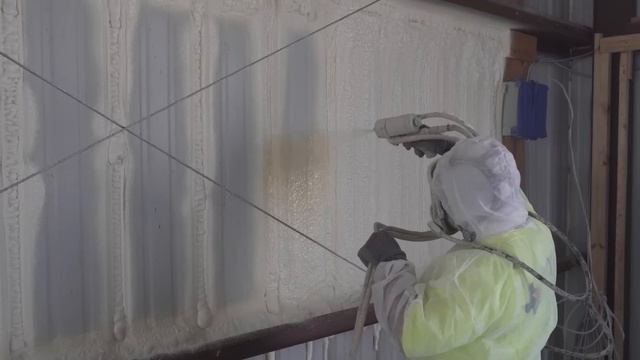 Insulating my New Shop | All About Spray Foam смотреть онлайн