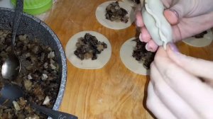 Вареники с грибами и квашеной капустой?