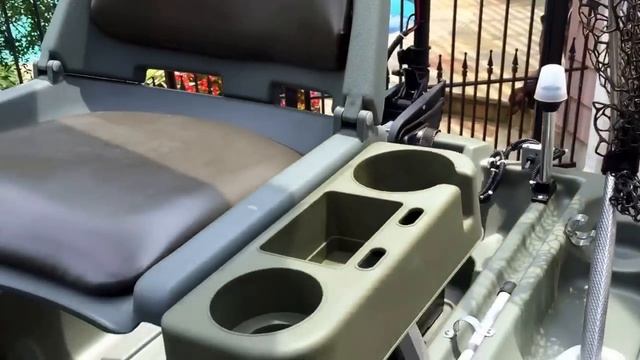 CUSTOMIZED: Pelican Bass Raider 8E 2-Person Pontoon Fishing Boat - Fish Finder, Trolling Motor, Mor смотреть онлайн