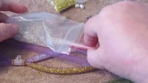 Украшение из ювелирной сетки