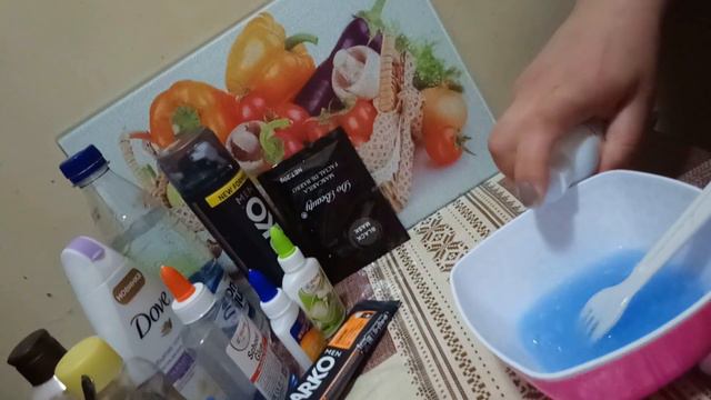 Как сделать прозрачный слайм из трёх ингредиентов смотреть онлайн