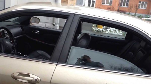 Авто поднятие стекло при постановке на охрану