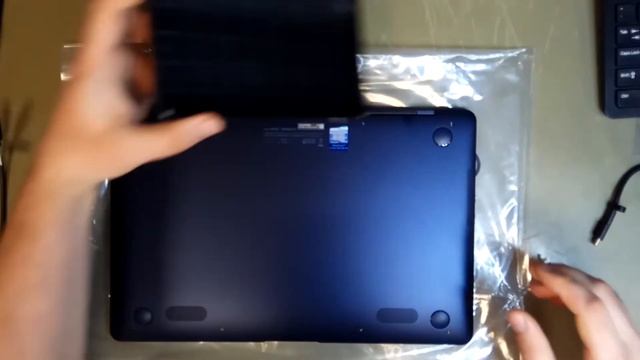 Asus ZenBook 3 UX490UA Deluxe Unboxing Teardown смотреть онлайн