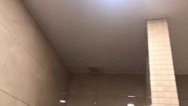 Натяжной потолок в ванной. смотреть онлайн