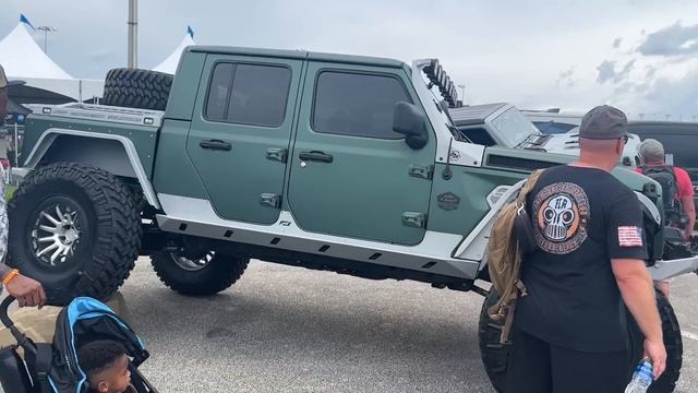 Los Mejores Jeeps de Jeep Beach 2023 смотреть онлайн