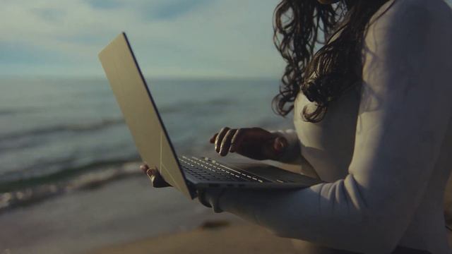 ASUS Zenbook S 13 OLED смотреть онлайн