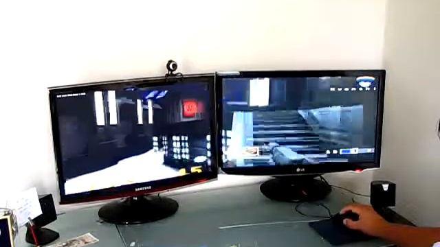 OpenArena with DualHead смотреть онлайн