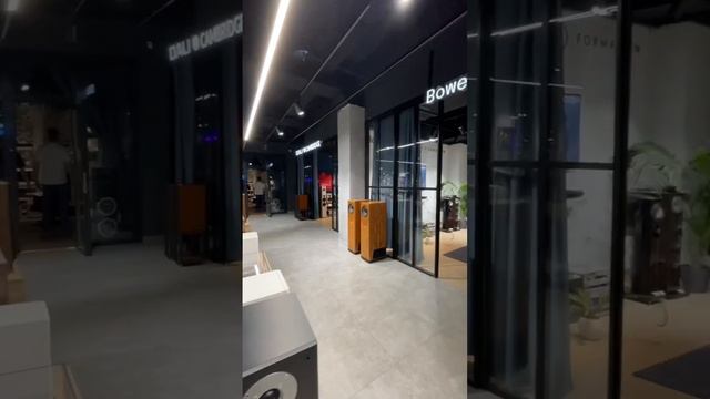 Dr.Head - грандиозный магазин наушников и звука? смотреть онлайн