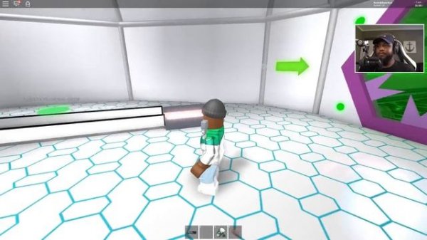 SURVIVE THE ALIEN INVASION!! | Roblox Alien Facility Tycoon