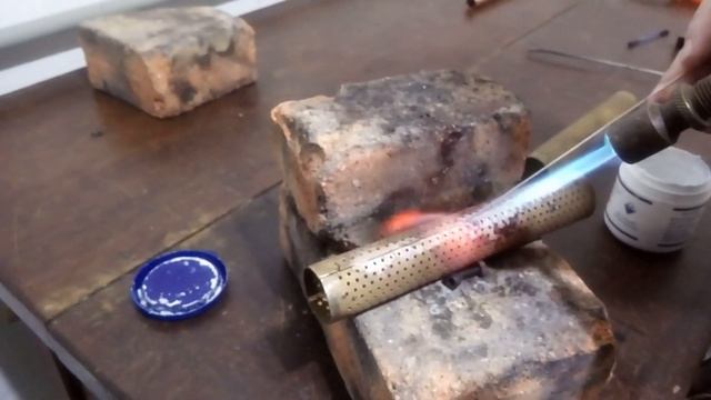 Soldando latão com solda prata - Soldering brass with silver смотреть онлайн