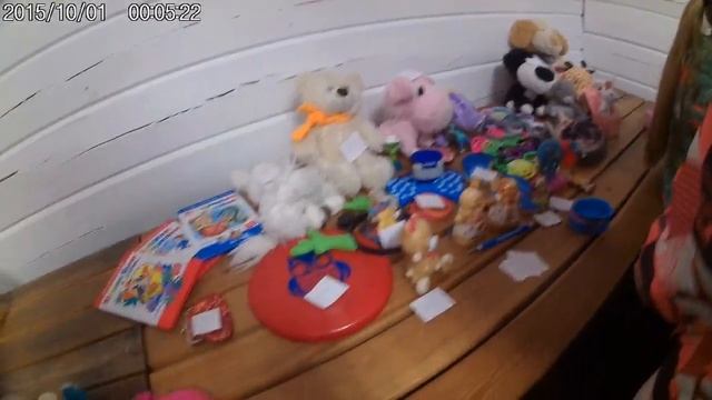 garage sale КАК Я ПРОДАВАЛА СВОИ ИГРУШКИ И ПОДЕЛКИ на ярмарке ГАРАЖ СЕЙЛ В ИСТРЕ. смотреть онлайн