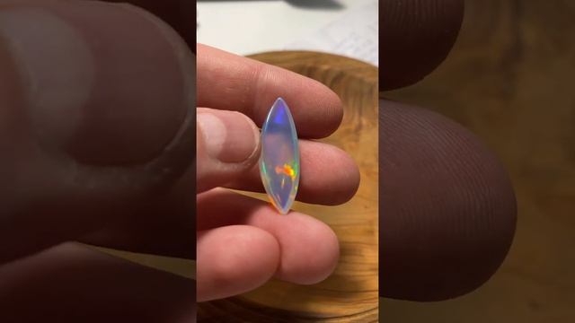Яркий натуральный опал маркиз 14 карат смотреть онлайн