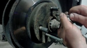 Замена передних тормозных дисков и колодок Scion xA Toyota ist