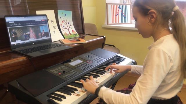 “Soft Mozart Graduation 2023 Level С" Гамма До мажор в расходящемся движении с метрономом смотреть онлайн