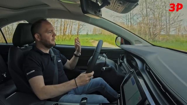 Omoda S5 – размером с Октавию, стоит как Рапид / Седан Омода смотреть онлайн