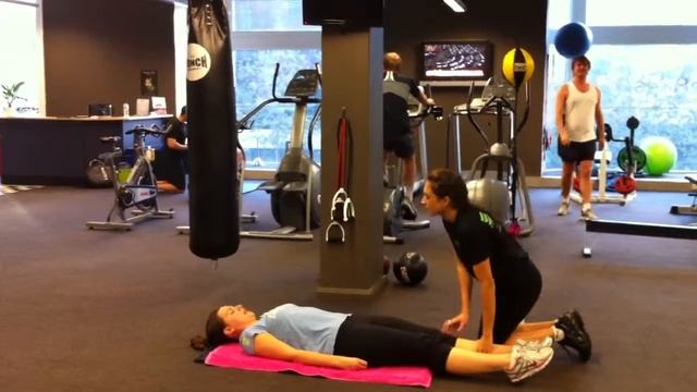 Stretching After A Personal Training Session at The Workout Club смотреть онлайн