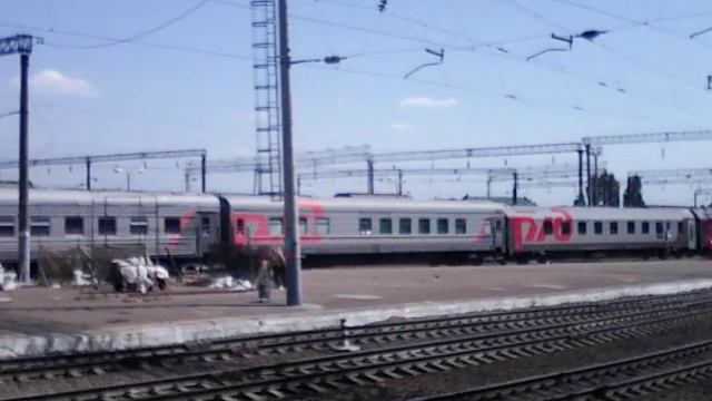 Эп20-025 с фирменным поездом 3 Кисловодск Москва смотреть онлайн