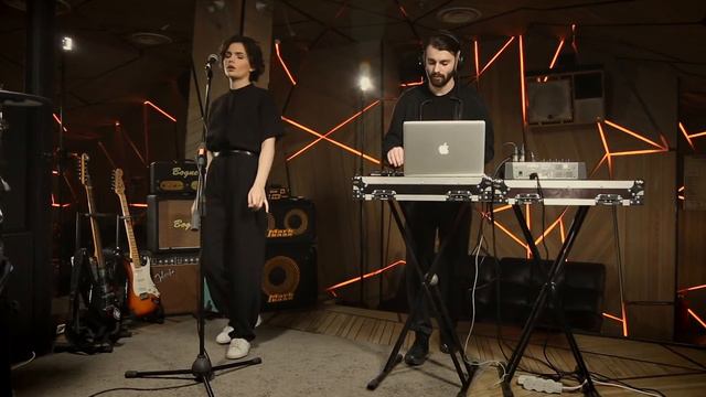 Alampa - Music Box [Live @ Nopassport Studio]