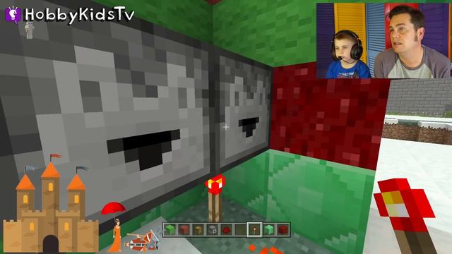 Hobby Kids Challenge each other in this Minecraft Castle Build смотреть онлайн