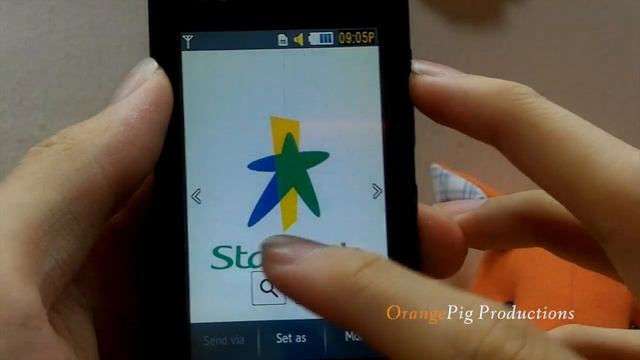 Samsung Pixon M8800 Retrospective-Ringtones, Games and More смотреть онлайн