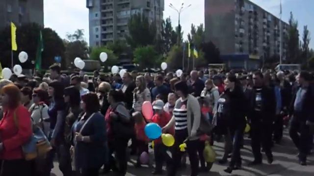 Мой город Н: шествие к памятнику (Корабельный р-н) смотреть онлайн