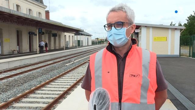 Vendée : Luçon, réouverture de la ligne SNCF Nantes-Bordeaux смотреть онлайн