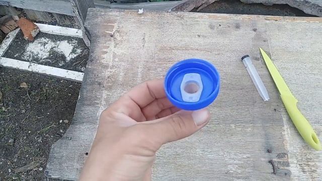 Простой самодельный умывальник из бутылки и шприца_).mp4 смотреть онлайн