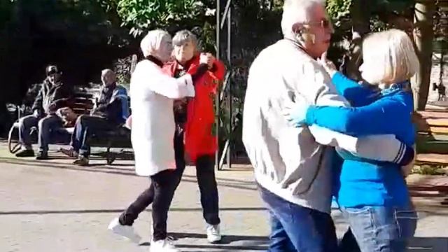 Odessa Одесса Танец - это полет души! Диджеи жгут! Октябрь 2022 смотреть онлайн