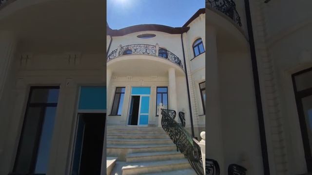 Штукатурка, покраска карниза и потолка под балконной части фасада.#Ессентуки#ремонтподключессентуки