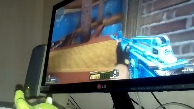 Один раунд в игре хэдшот в режиме мутанты с м4а1 лёд смотреть онлайн