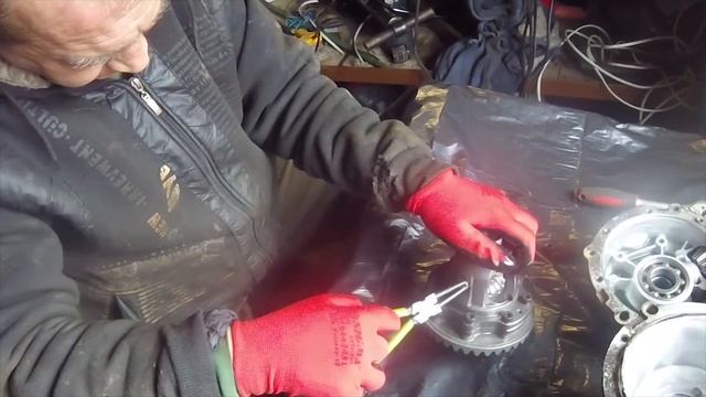 Анбоксинг и установка самоблока TORQ LOCKER в передний редуктор BRP G2 650Анбоксинг и установка само смотреть онлайн