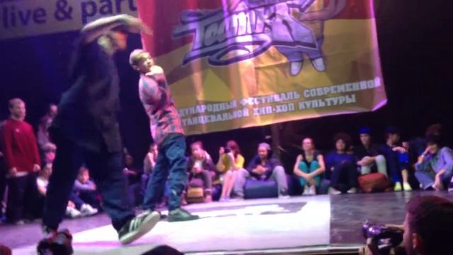Тимка (Breaking 1/4) - Fast Foot vs. Groovy смотреть онлайн
