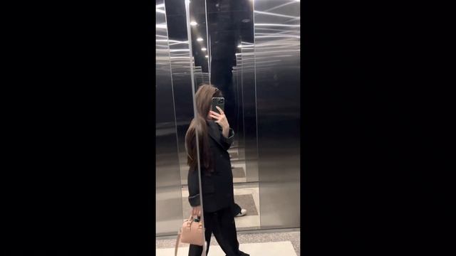 Osi Life? Прогулка по улице..моё любимое мороженое ? новый маникюр ???? смотреть онлайн