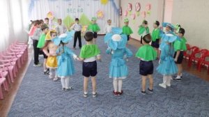 Хоровод «Весенний» (старшая группа)