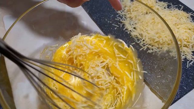 РЕЦЕПТ ПАСТЫ КАРБОНАРА/ СПАГЕТТИ С БЕКОНОМ И СЛИВКАМИ смотреть онлайн