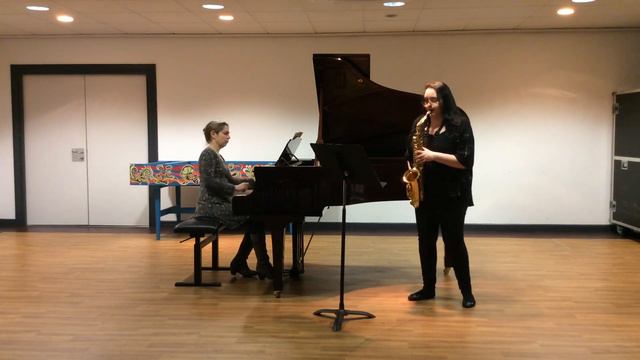 Boutry: Divertimento смотреть онлайн