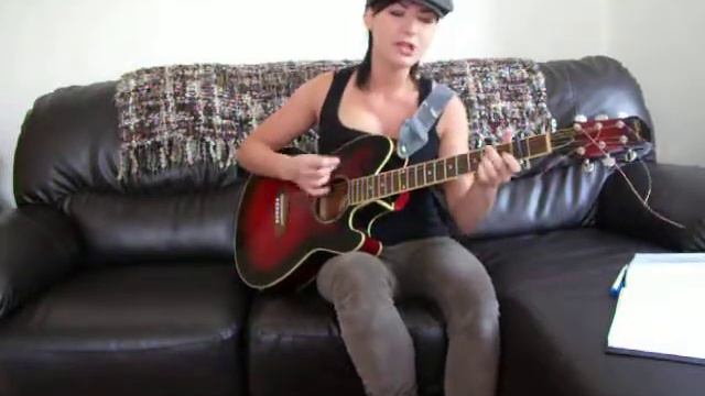 Hazel Woodland - Domino (Cover, by Jessie J) смотреть онлайн