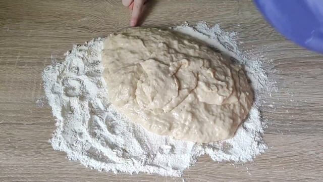 #пирожкисвишней Пирожки с вишней рецепт. Пирожки в духовке с вишней. Рецепт пирожков в духовке смотреть онлайн