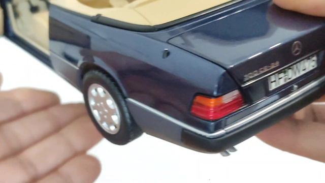 MERCEDES BENZ 300 CE-24 CABRIOLET 1992 METAL SCALE MODEL SCALE 1:18 NOREV unboxing смотреть онлайн