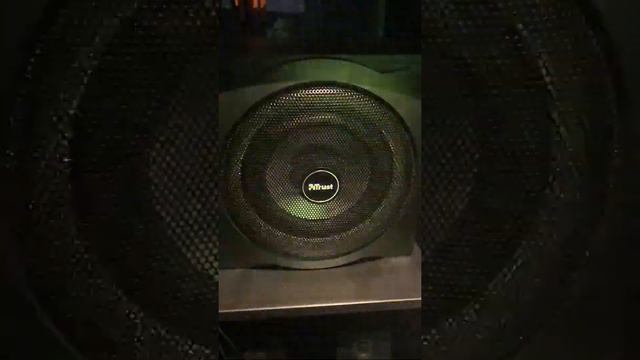 Trust SUBWOOFER BASS TEST!! смотреть онлайн
