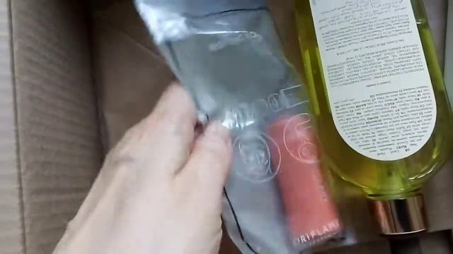 Как и обещала - распаковка первого заказа партнёра бренда. смотреть онлайн