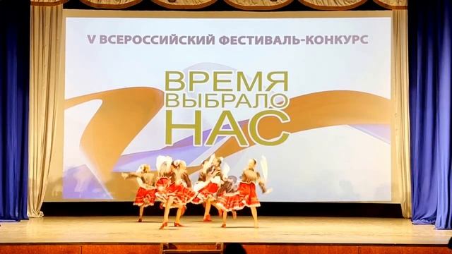 Детский театр танца "ВЕСНА". "Погуляночки". Руководители О. Саргаева, Я. Телятникова, А. Телятнико смотреть онлайн