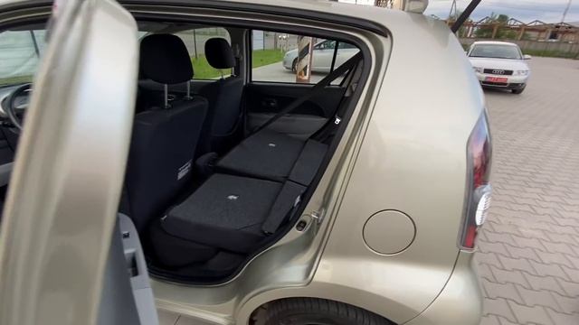 Daihatsu Sirion!  Японцы Дешевле Рено????