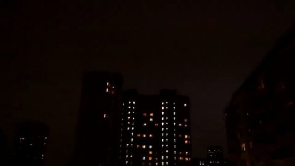 Slow motion lightning. Сверкает молния.