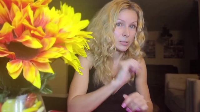 Ужасы домашнего наращивания ногтей: клей вместо базы - эксперимент смотреть онлайн