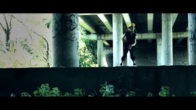 Папа с дочкой читают реп Dad and daughter reading a rap FULL HD смотреть онлайн