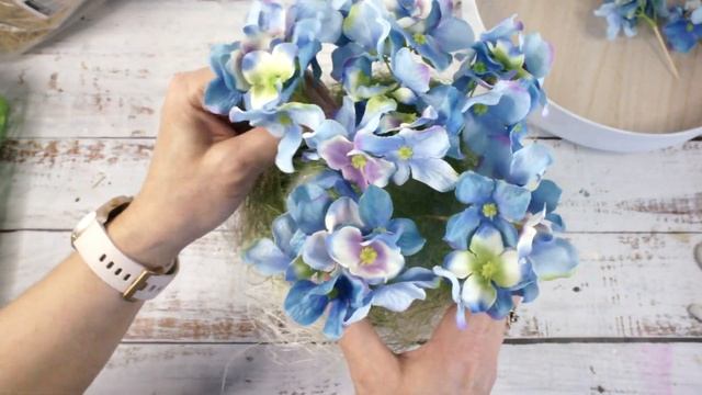 DIY Встречаем ПАСХУ- Цветочная композиция в прозрачной вазе смотреть онлайн