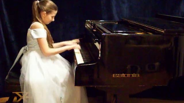 Shostakovich, Doll Dances, Polka - Шостакович, Танцы Кукол - Полька смотреть онлайн