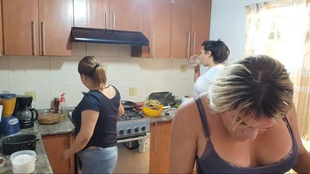 Cocinando Con Las Perdidas Y Kimberly!!! смотреть онлайн